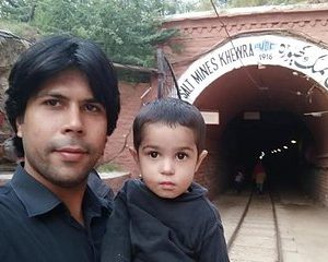 From Islamabad: Khewra Salt Mine, Kallar Kahar & Katas Raj Temple Day Trip